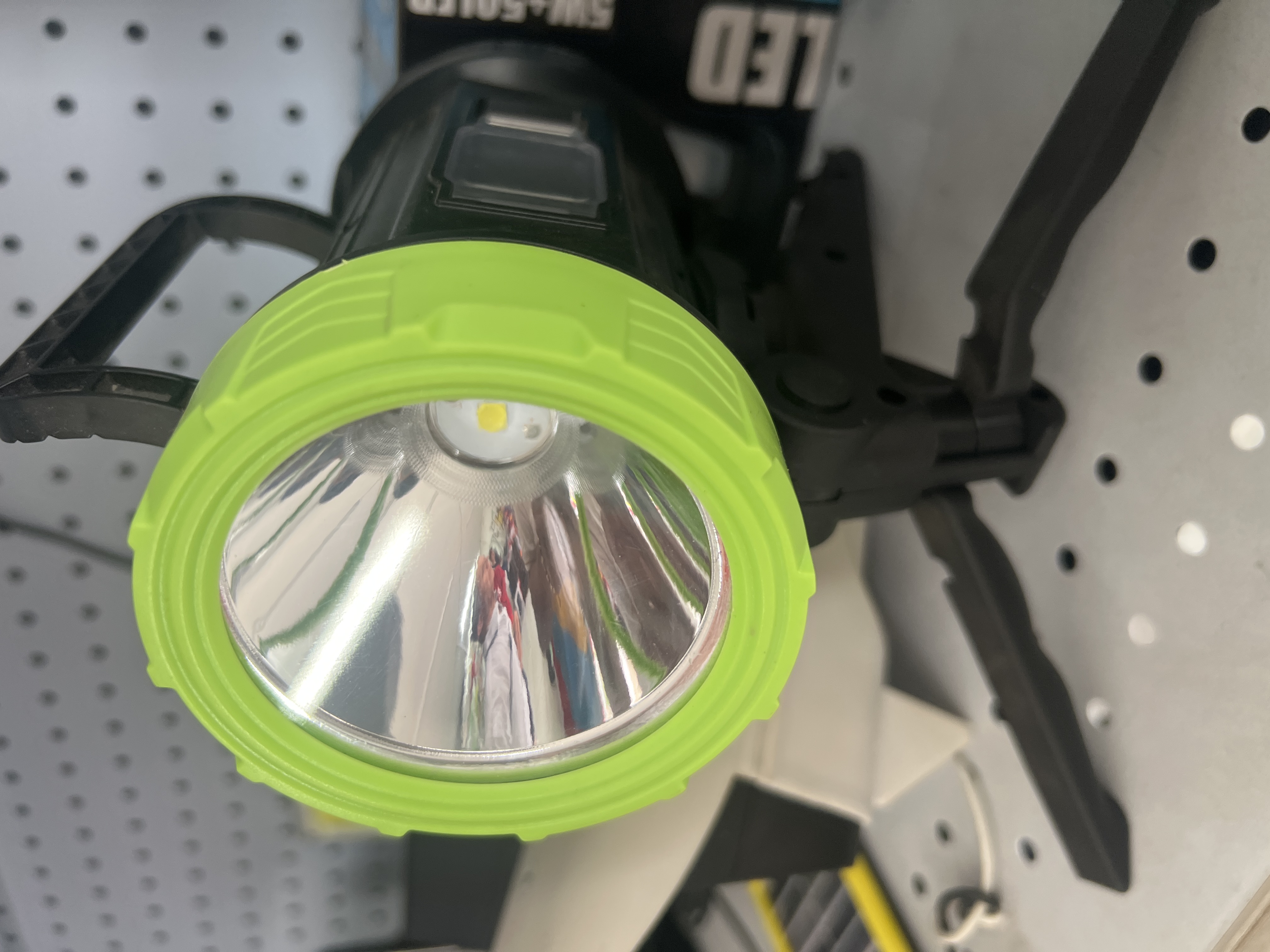 Linterna con bipode solar