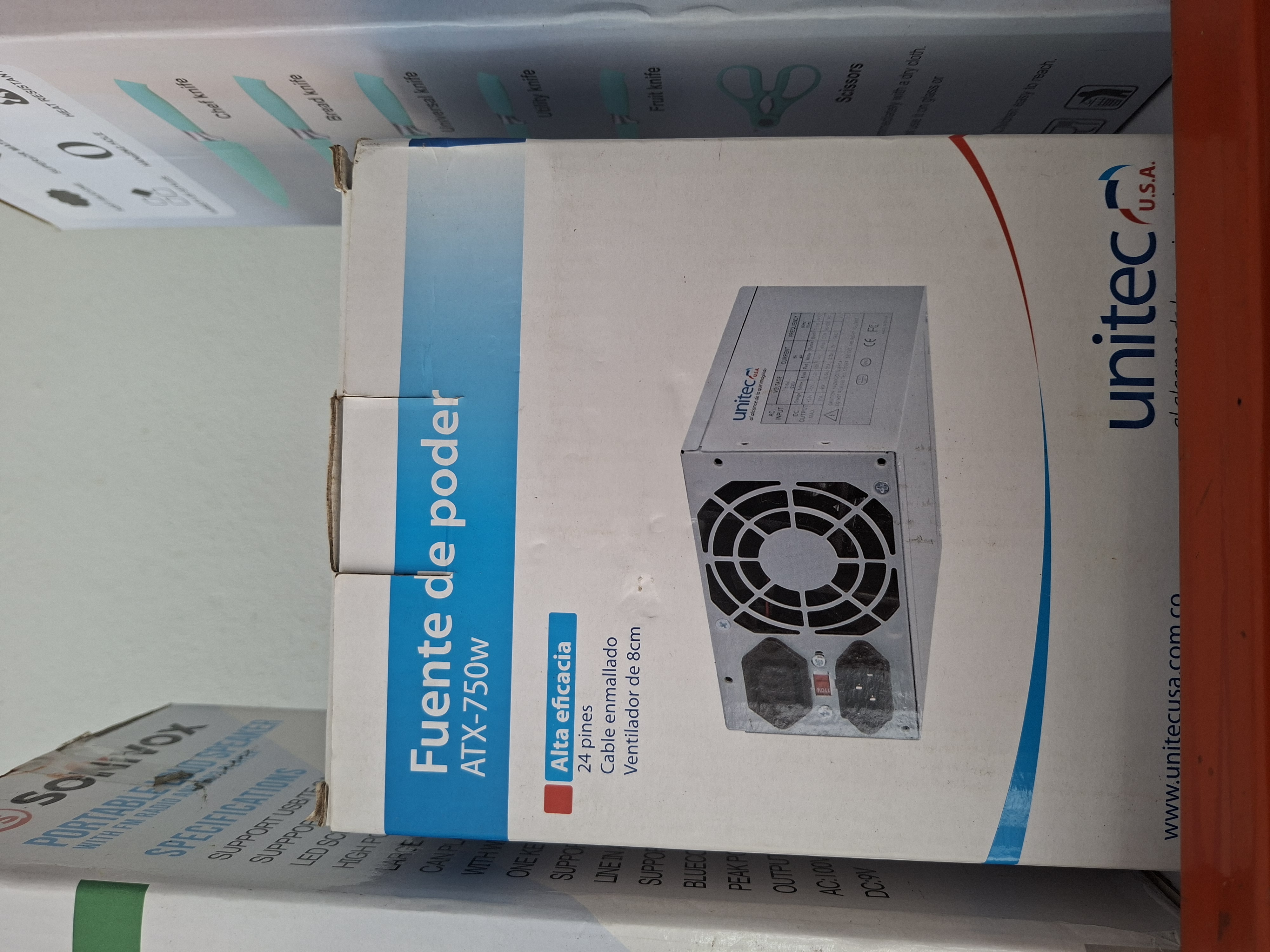 Fuente de poder ATX-750