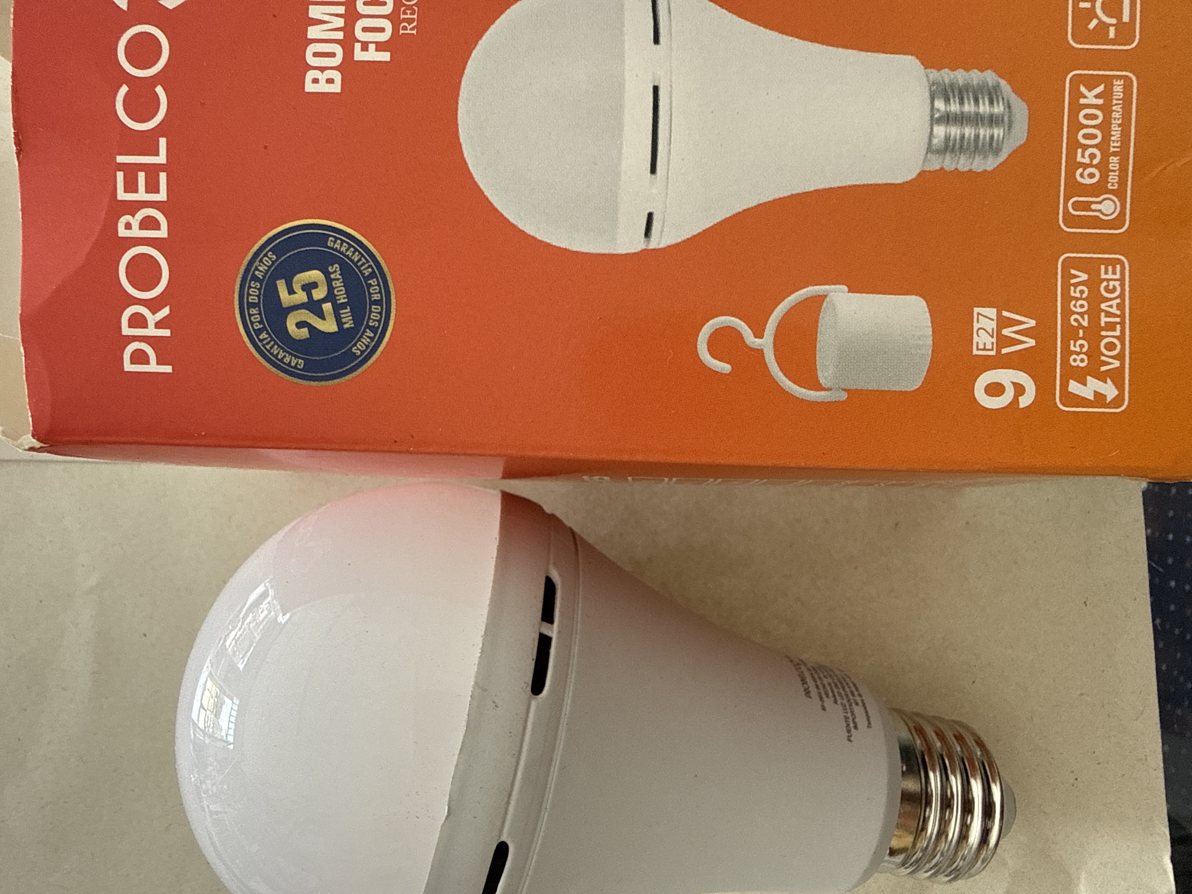 Bombillo LED Recargable 9W PROBELCO